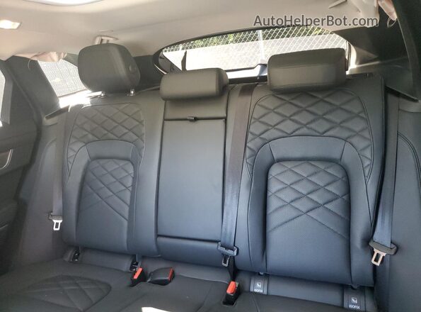 SADCJ2EX9PA710020 2023 JAGUAR F-PACE Black Widok tylnych siedzeń