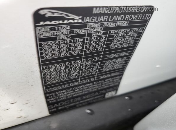 SADCT2EX6SA753829 2025 JAGUAR F-PACE White Սալոնի 360 աստիճան տեսք