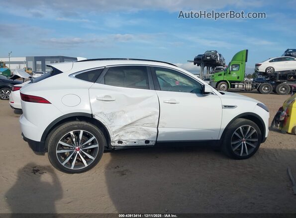 SADFJ2FX4K1Z71513 2019 JAGUAR E-PACE Белый Вид задней части салона