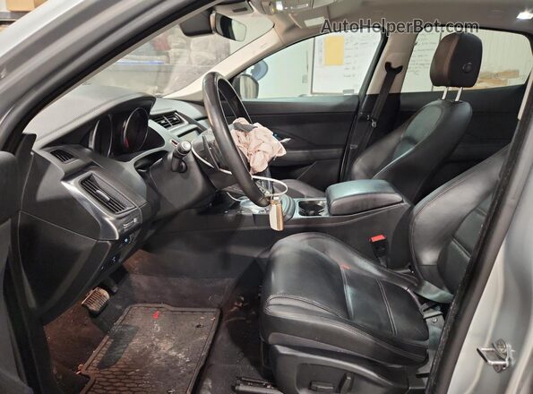 SADFJ2FX6K1Z38920 2019 JAGUAR E-PACE Серебряный Вид салона спереди