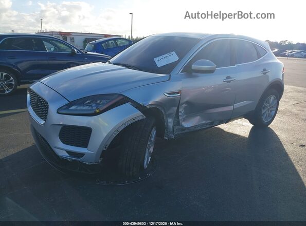 SADFJ2FX8J1Z29814 2018 JAGUAR E-PACE Silver Vista tres cuartos delantera izquierda