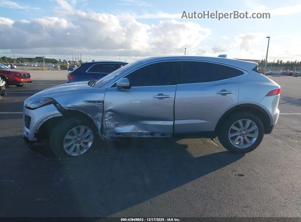 SADFJ2FX8J1Z29814 2018 JAGUAR E-PACE Silver Vista interior de 360 grados