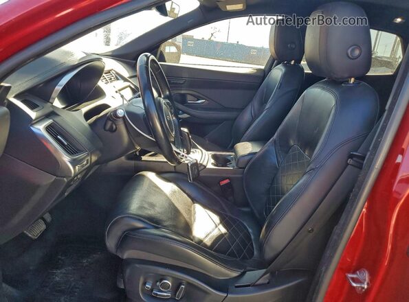 SADFP2FX4J1Z26570 2018 JAGUAR E-PACE Red Widok wnętrza z przodu
