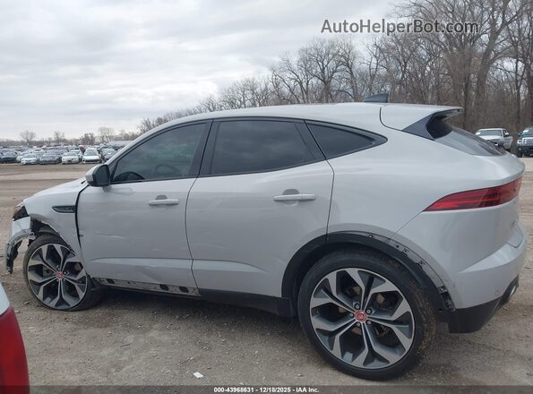 SADFP2FX4L1Z74721 2020 JAGUAR E-PACE Cream 360 interior view