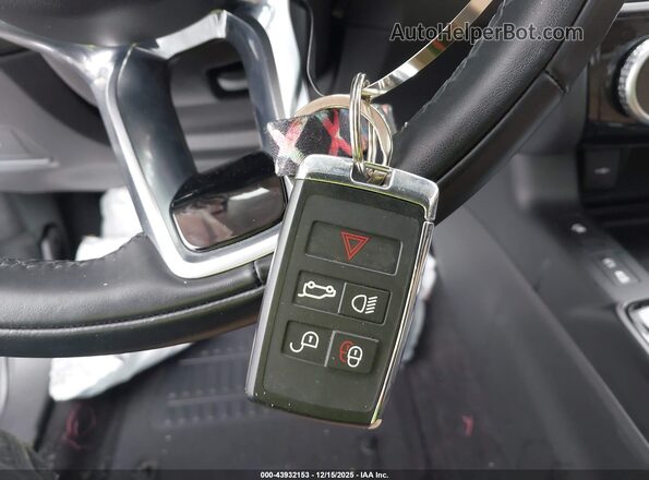 SADFP2FX7N1028888 2022 JAGUAR E-PACE Серый Вид панели приборов