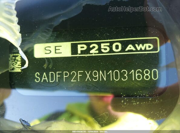SADFP2FX9N1031680 2022 JAGUAR E-PACE Blue Widok komory silnika