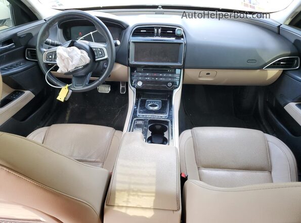 SAJAE4FXXKCP49411 2019 JAGUAR XF White Вид панелі приладів