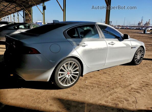 SAJAH4BV3HA946565 2017 JAGUAR XF Белый Задняя правая четверть