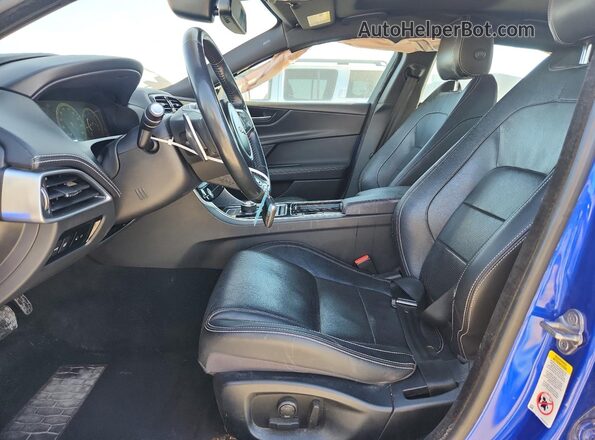 SAJAL4FN7JCP18555 2018 JAGUAR XF Blue 