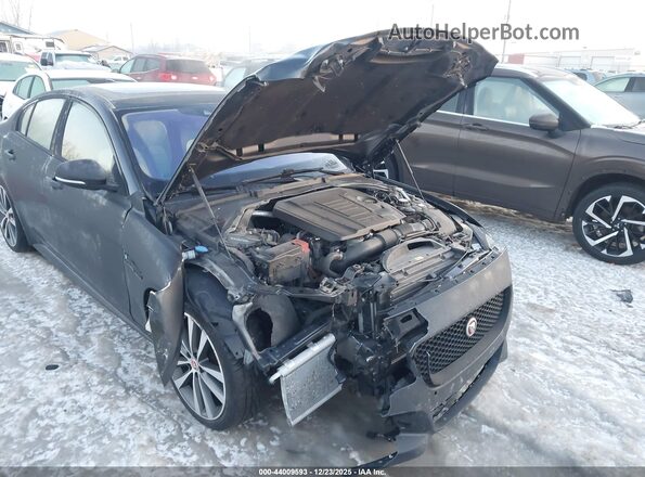 SAJAL4GX8JCP36529 2018 JAGUAR XF Black Widok z przodu