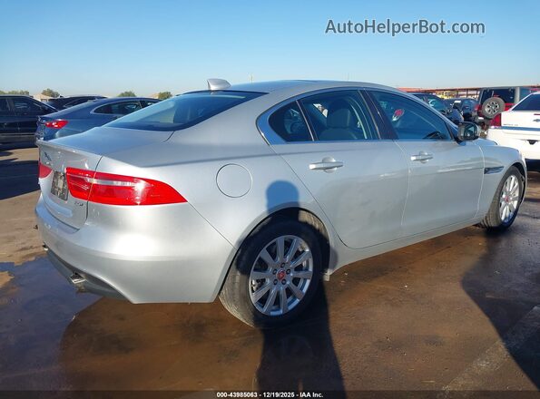 SAJAR4FX2KCP48712 2019 JAGUAR XF Серебряный Задняя правая четверть