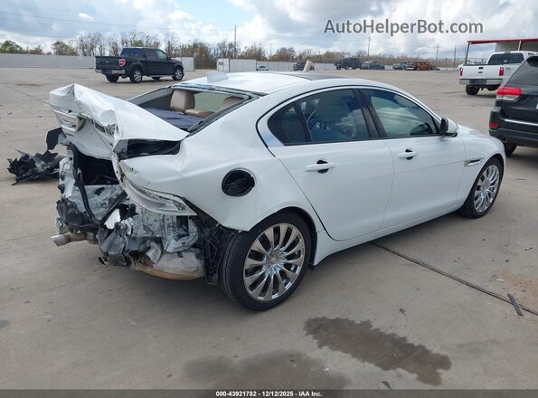 SAJAR4FX4JCP31229 2018 JAGUAR XF White უკანა მარჯვენა