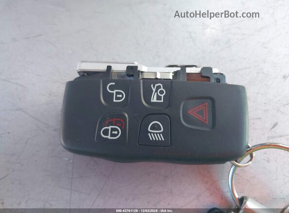 SAJBE4GX6LCY85393 2020 JAGUAR XF Бордовый Вид панели приборов