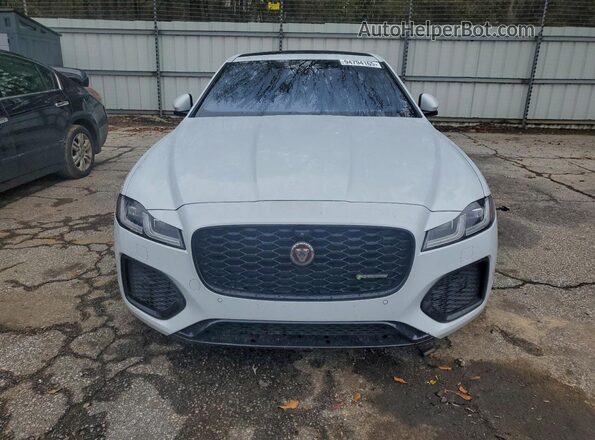 SAJBL4GX2MCY88847 2021 JAGUAR XF White Widok z przodu