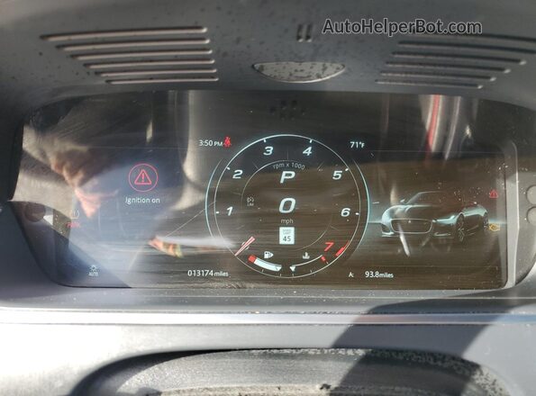 SAJD55FE0NCK77824 2022 JAGUAR F-TYPE Silver Vista del cuadro de instrumentos