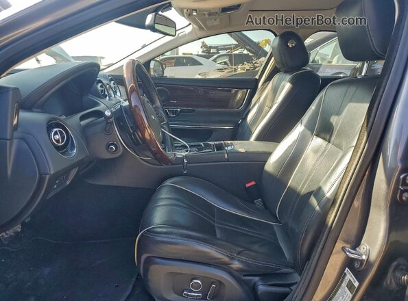SAJWA1C71H8W12499 2017 JAGUAR XJ Gray წინა სალონის ხედი