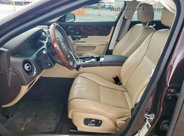 SAJWA1C77K8W21716 2019 JAGUAR XJ Purple Вид салону спереду