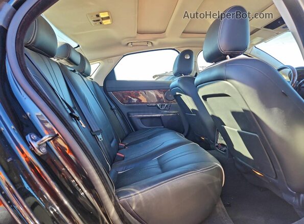 SAJWA1C7XG8V92168 2016 JAGUAR XJ Black Вид задніх сидінь