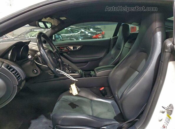 SAJWA6AT7H8K46366 2017 JAGUAR F-TYPE White 
