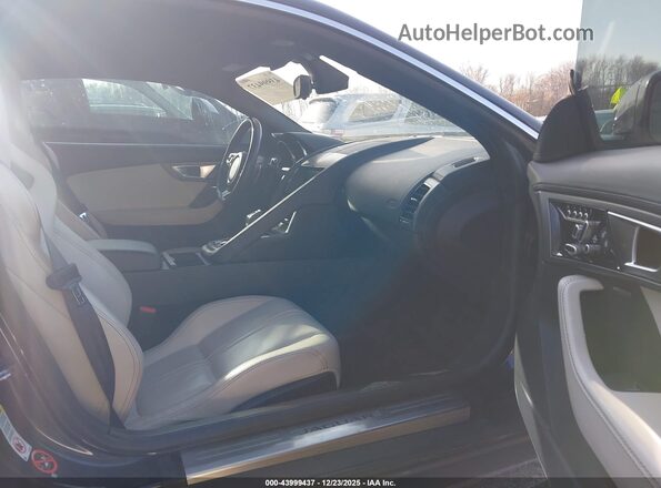 SAJWJ6BV2G8K33166 2016 JAGUAR F-TYPE Gray Widok wnętrza z przodu