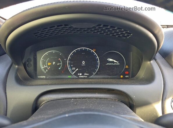 SAJXJ1GD4H8W12629 2017 JAGUAR XJ Black Instrument cluster view
