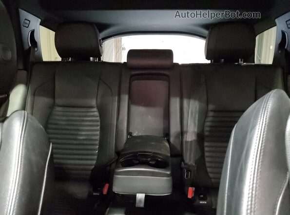 SALCP2FX1LH839419 2020 LAND ROVER DISCOVERY Red Вид задніх сидінь