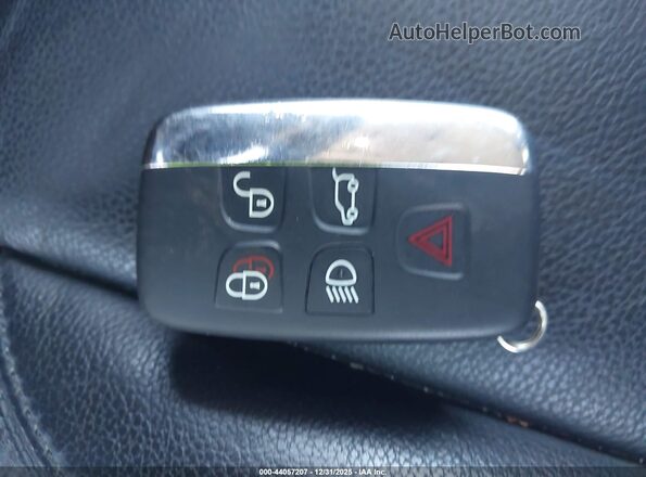 SALCP2FX2KH793887 2019 LAND ROVER DISCOVERY SPORT White Առջևի վահանակի տեսք