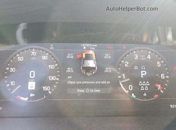 SALEXEEU8L2029189 2020 LAND ROVER DEFENDER Gray Вид щитка приладів