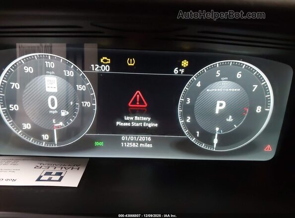 SALGW2FE8HA335453 2017 LAND ROVER RANGE ROVER White Widok tylnych siedzeń