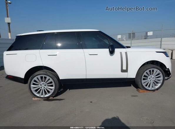 SALKP9FU0SA279250 2025 LAND ROVER RANGE ROVER White უკანა სალონის ხედი