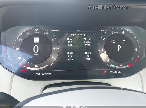 SALKP9FU0SA279250 2025 LAND ROVER RANGE ROVER White უკანა სავარძლების ხედი