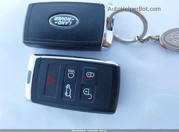 SALKV9E7XPA035744 2023 LAND ROVER RANGE ROVER Черный Вид панели приборов