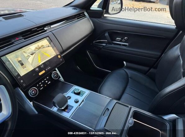 SALKVBE78NA008479 2022 LAND ROVER NEW RANGE ROVER Gray Widok wnętrza z tyłu