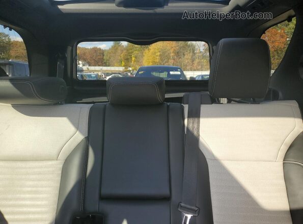 SALRW4EU8P2473175 2023 LAND ROVER DISCOVERY Синий Вид задних сидений