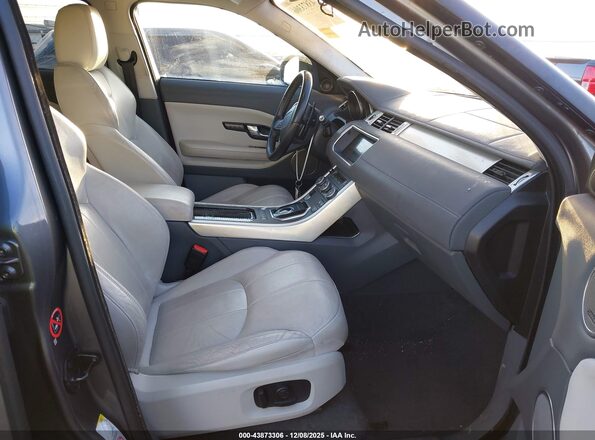 SALVP2BG5HH256342 2017 LAND ROVER RANGE ROVER EVOQUE Gray Front interior view