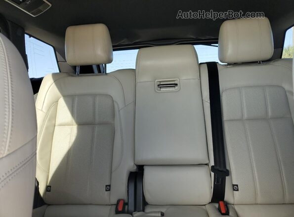SALWR2RE3JA809863 2018 LAND ROVER RANGE Gray Rear seats view