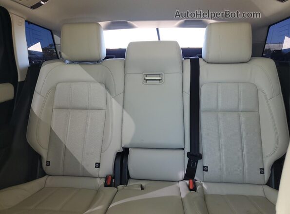 SALWR2SU8NA218242 2022 LAND ROVER RANGE White Հետևի նստատեղերի տեսք