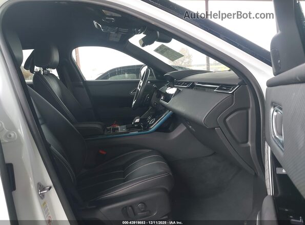 SALYJ2EX1NA346702 2022 LAND ROVER RANGE ROVER VELAR White Front interior view
