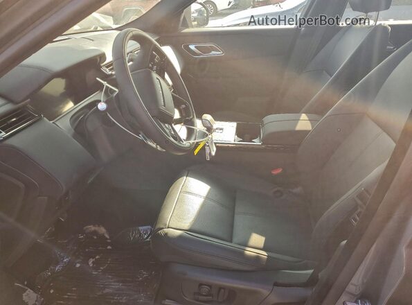 SALYL2FU7TA821586 2026 LAND ROVER RANGE Silver Widok wnętrza z przodu