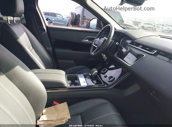 SALYT2EX9NA346540 2022 LAND ROVER RANGE ROVER VELAR Серебряный Вид салона спереди