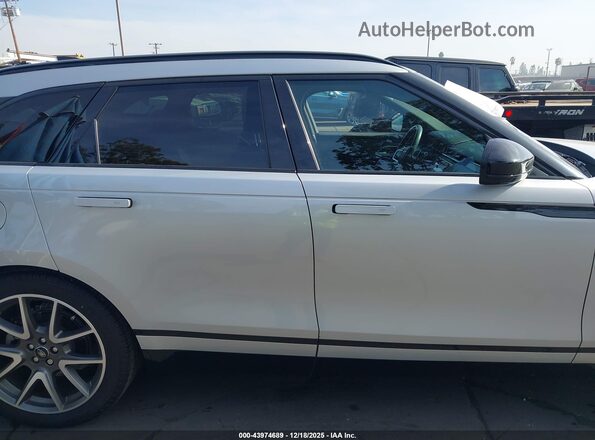 SALYT2EX9NA346540 2022 LAND ROVER RANGE ROVER VELAR Серебряный Вид задней части салона