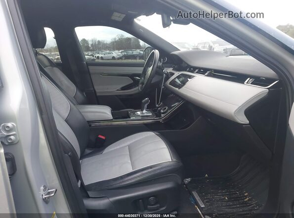 SALZM2GX7LH018584 2020 LAND ROVER RANGE ROVER EVOQUE Silver Widok wnętrza z przodu