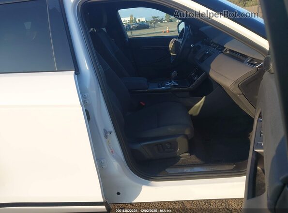 SALZT2GX7LH057873 2020 LAND ROVER RANGE ROVER EVOQUE White Front interior view