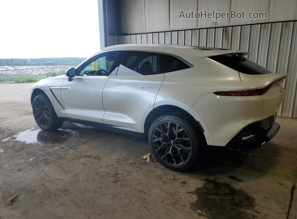 SCFVUJAW1MTV01147 2021 ASTON MARTIN DBX White 