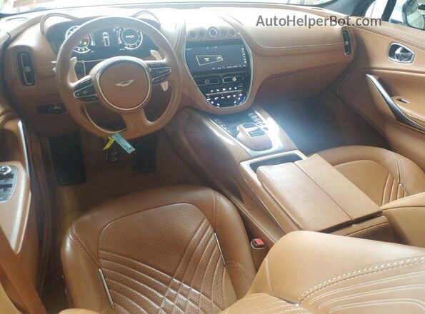 SCFVUJAW1MTV01147 2021 ASTON MARTIN DBX White 