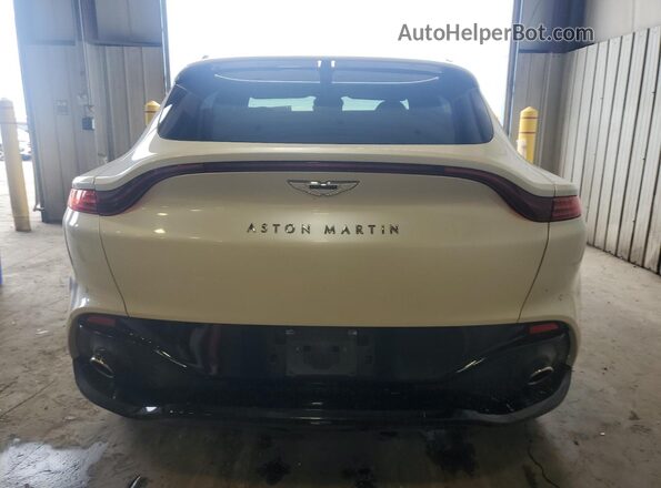 SCFVUJAW1MTV01147 2021 ASTON MARTIN DBX White 