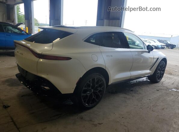 SCFVUJAW1MTV01147 2021 ASTON MARTIN DBX White 