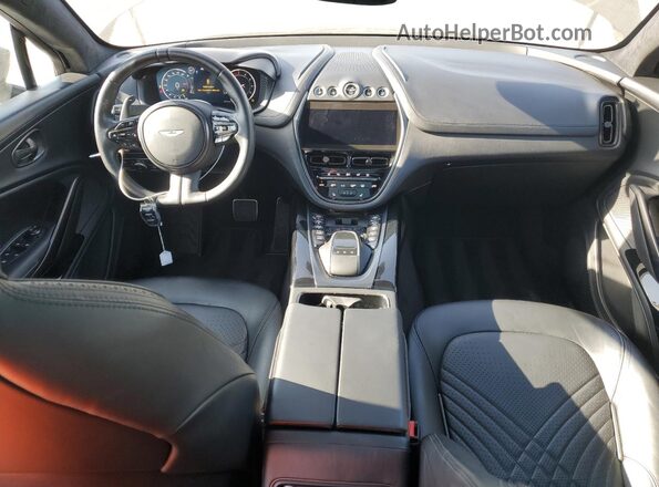 SCFVUJAW7MTV00861 2021 ASTON MARTIN DBX Черный 