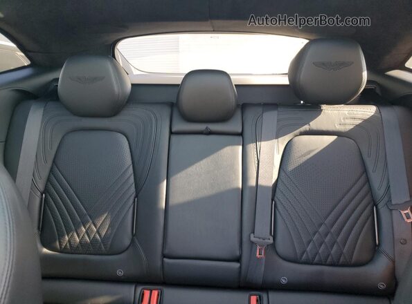 SCFVUJAW7MTV00861 2021 ASTON MARTIN DBX Черный 