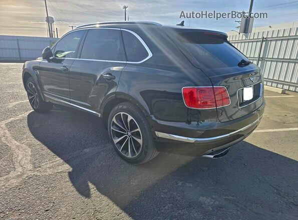 SJAAC2ZV6HC015703 2017 BENTLEY BENTAYGA Черный Задняя правая четверть